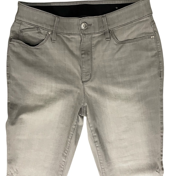 Chicos Skinny Jeans Lt Gray Size 0.5R (US 6) NWOT - Picture 3 of 6